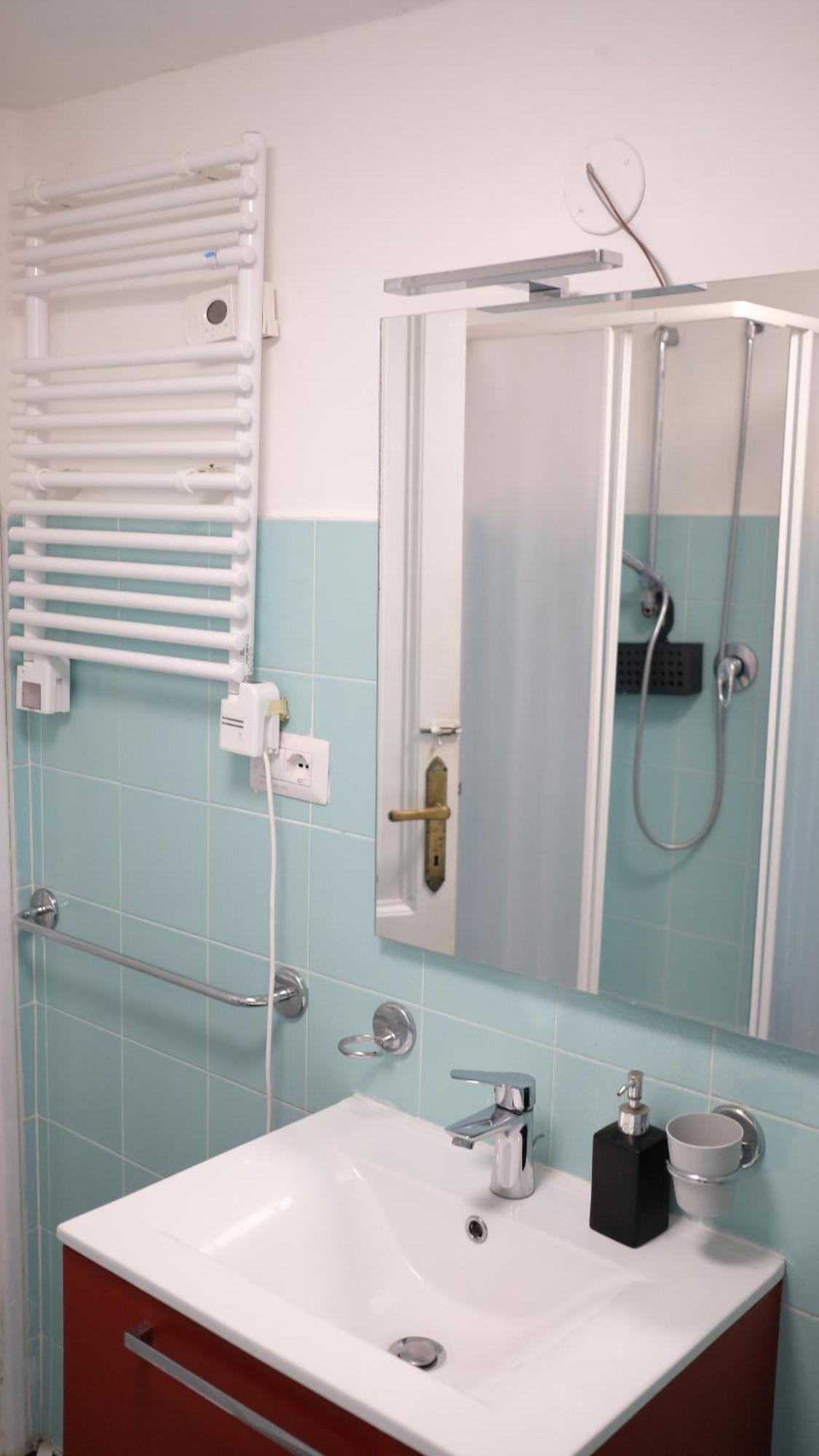 New! True-stevere Amazing Double Bed For 5 Pax Apartamento Roma